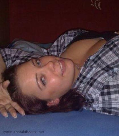 Greta27_2 sucht diskrete Affäre in Duisburg